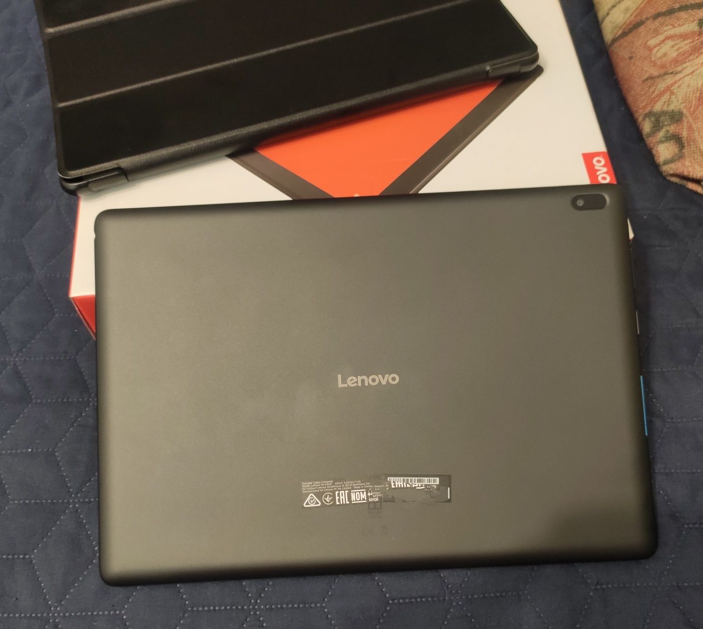 Планшет Lenovo Tab E10 Snapdragon 210 10.1 дюйм + чехол для детейшколы