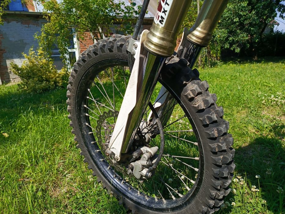Yamaha yzf 250 11r
