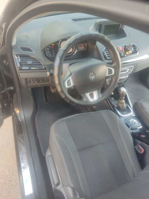 Рено Меган 3 хетчбек