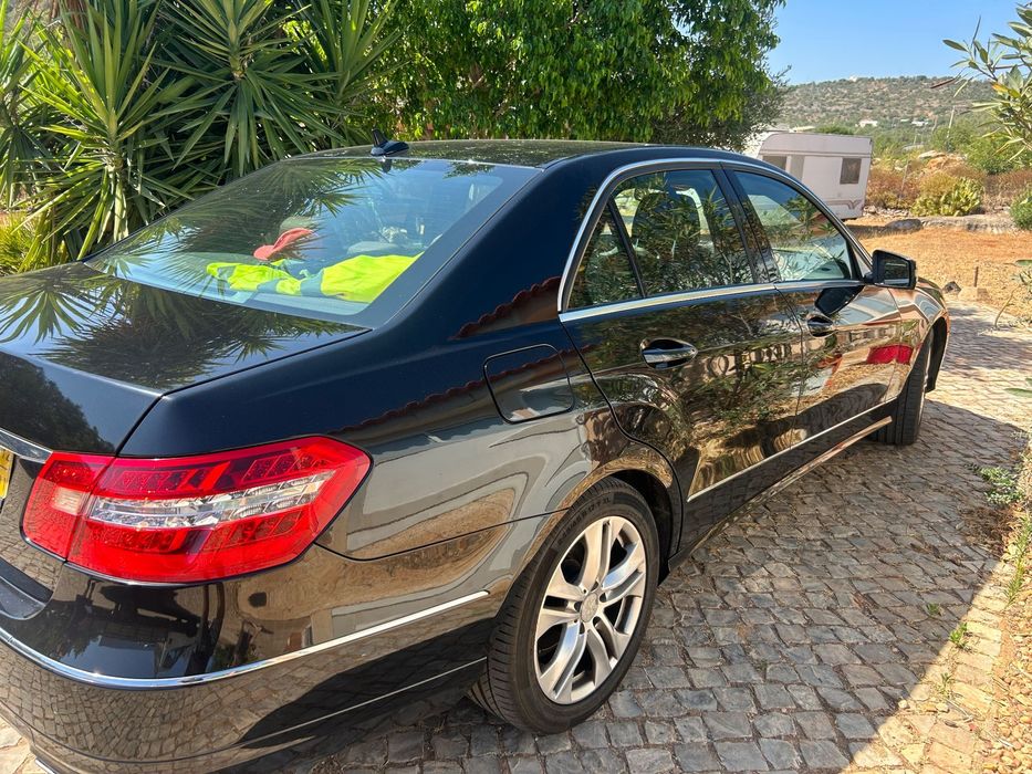 Mercedes-Benz E 220 BlueTEC BlueEFFICIENCY 7G-TRONIC Edition Avantgarde