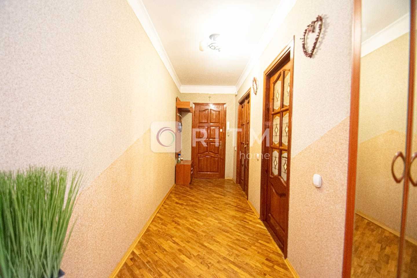 3-к. квартира на вул. Київська 11