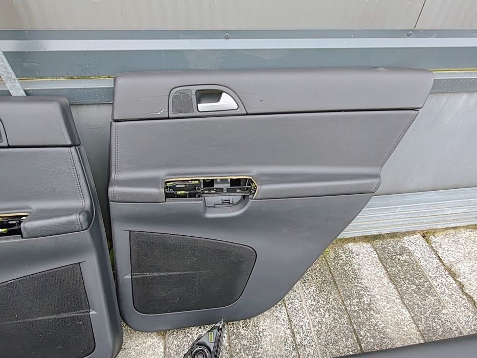 Volvo V50 boczki tapicerka drzwi KOMPLET i inne