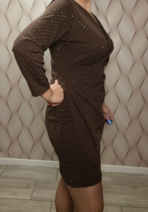 Elegancka sukienka  44 46