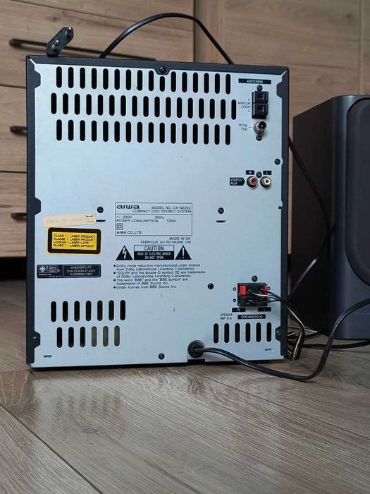 Wieża Aiwa NSX-320 2 kolumny + pilot