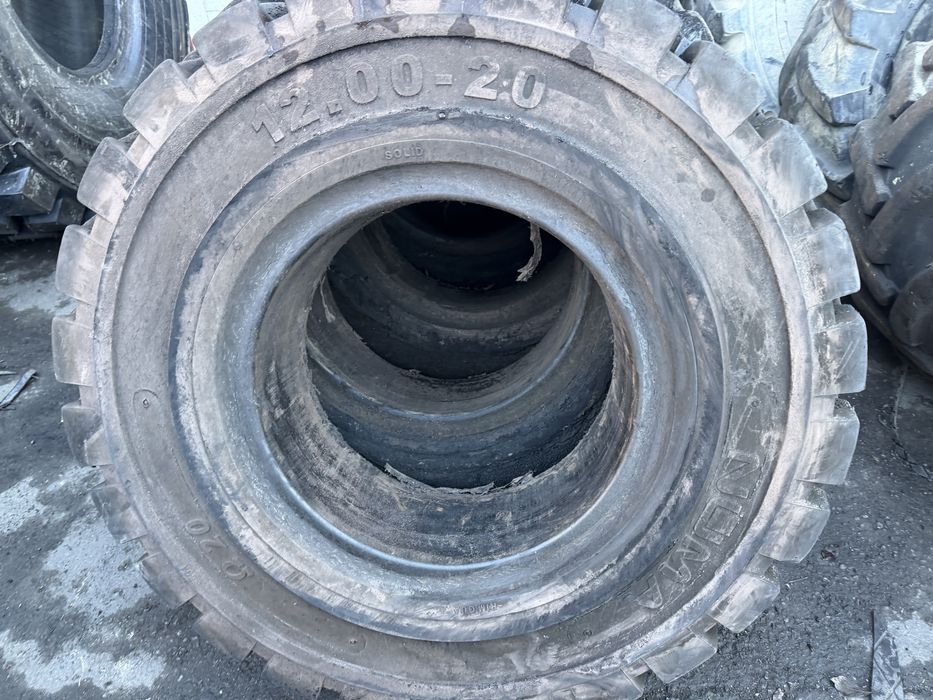 Opony 12.00-20 NUMA PEŁNE