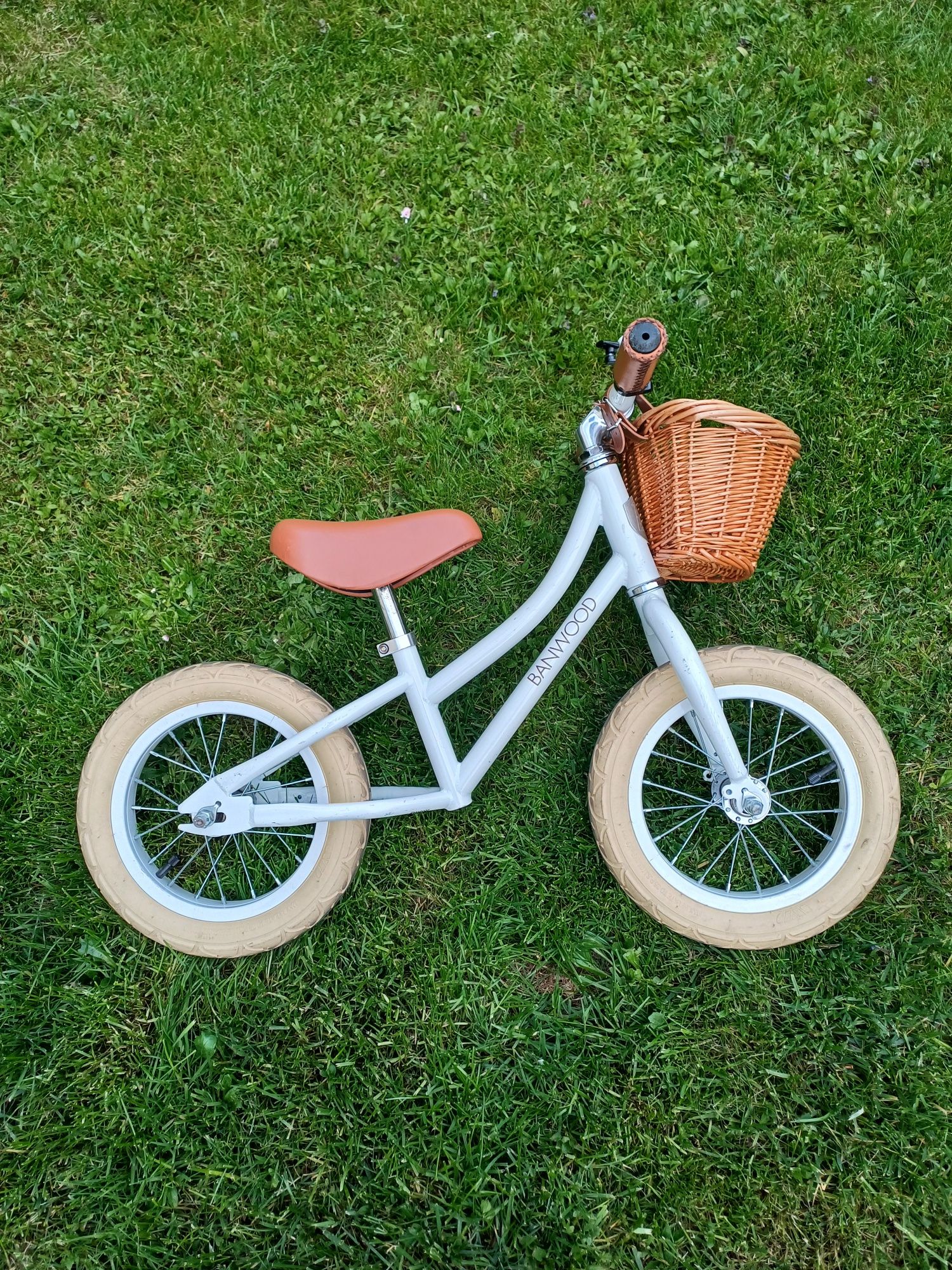 Banwood rowerek biegowy
