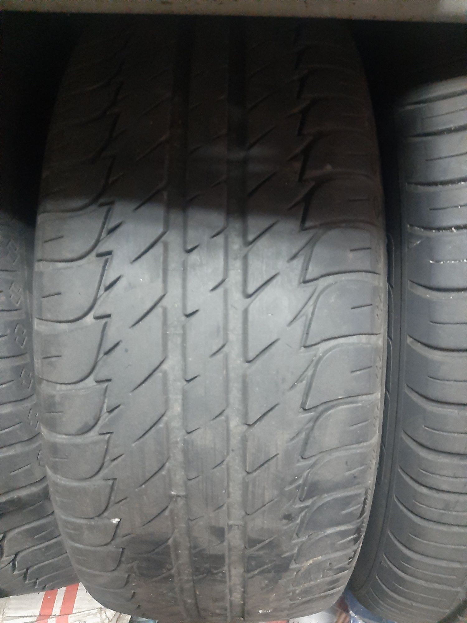 Opony 215/50 r17 letnie w bardzo dobrym stanie