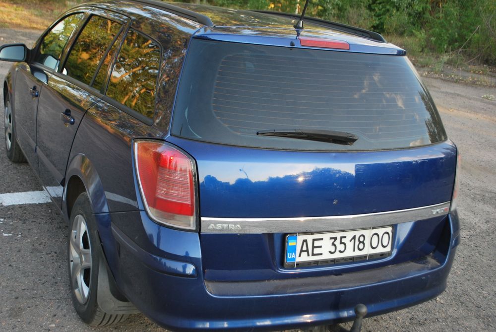 Опель Астра Н 1.7