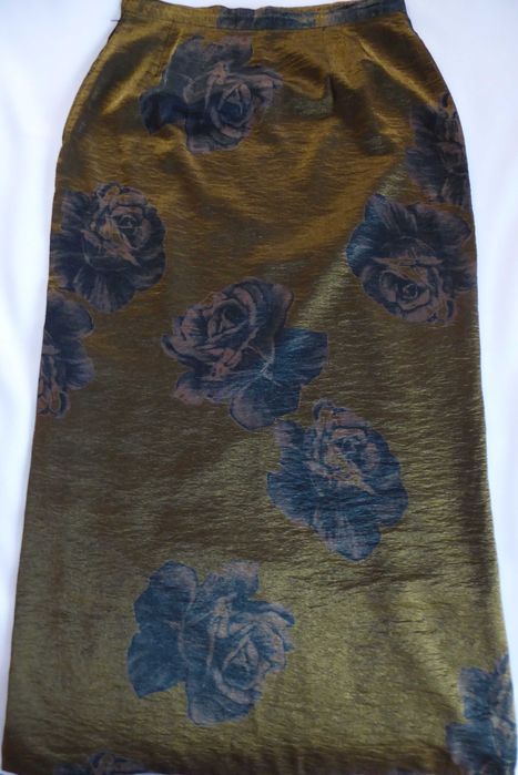 Bluzka i spódnica, elegancki piękny komplet złoto w róże r. 38 UNIKAT