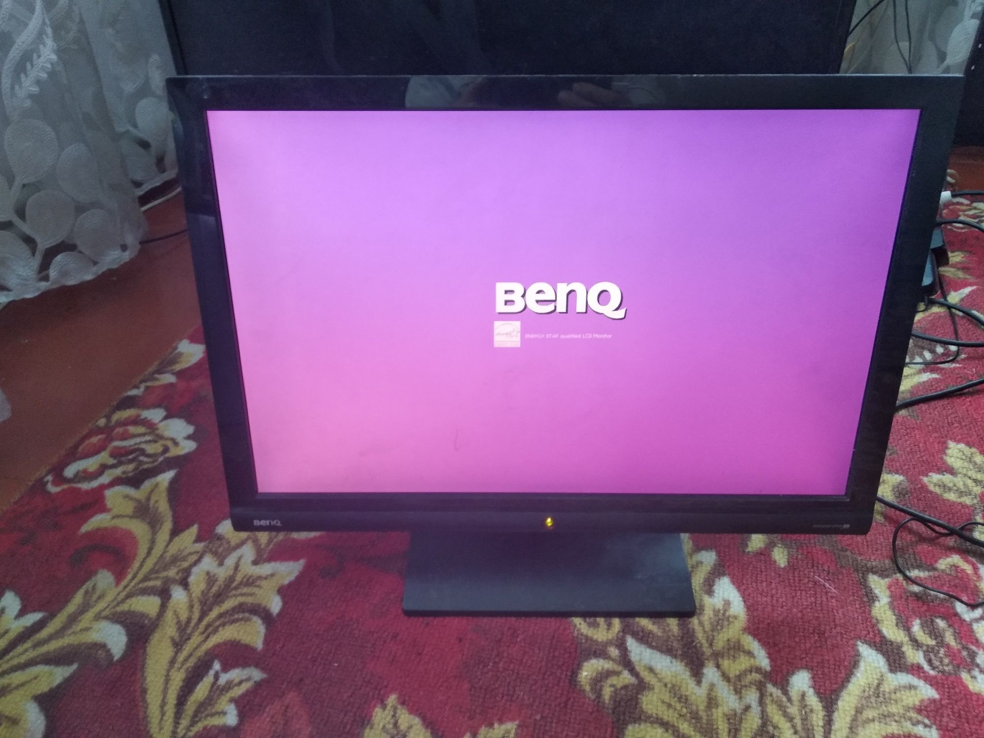 Продам монитор BenQ G2110WA  54.9 cm (21.6") 1680 x 10