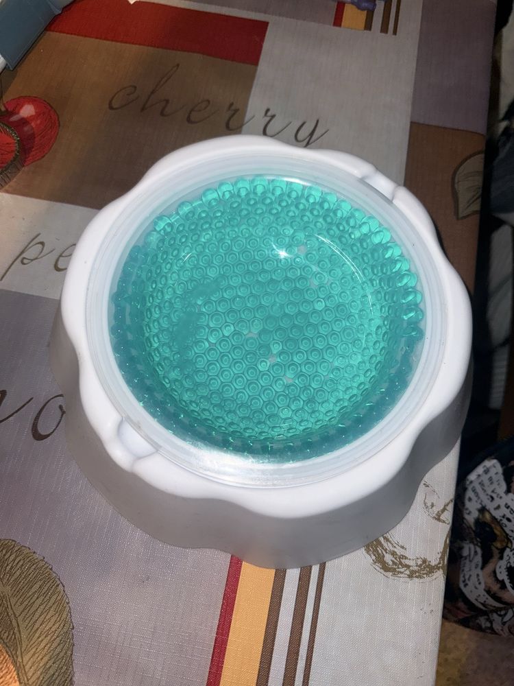 Taça mantem agua fresca