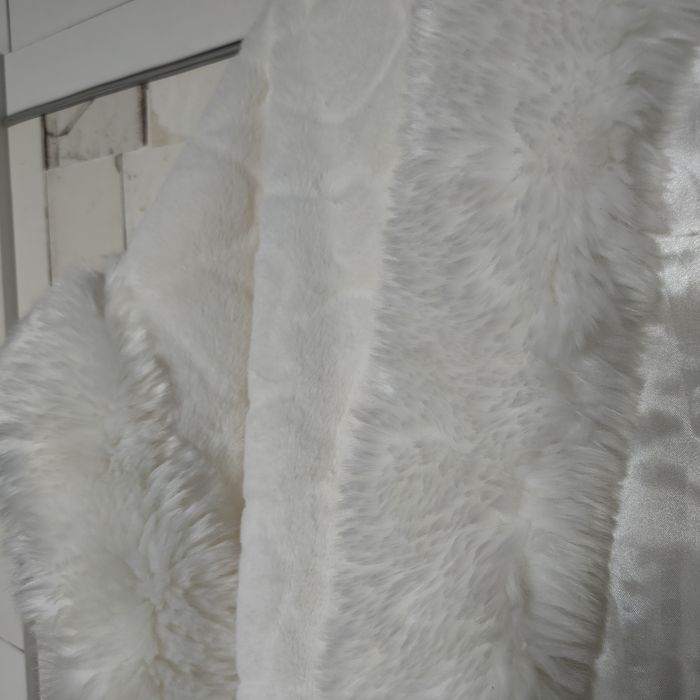 Балеро Хутряна накидка на весілля на хрестини