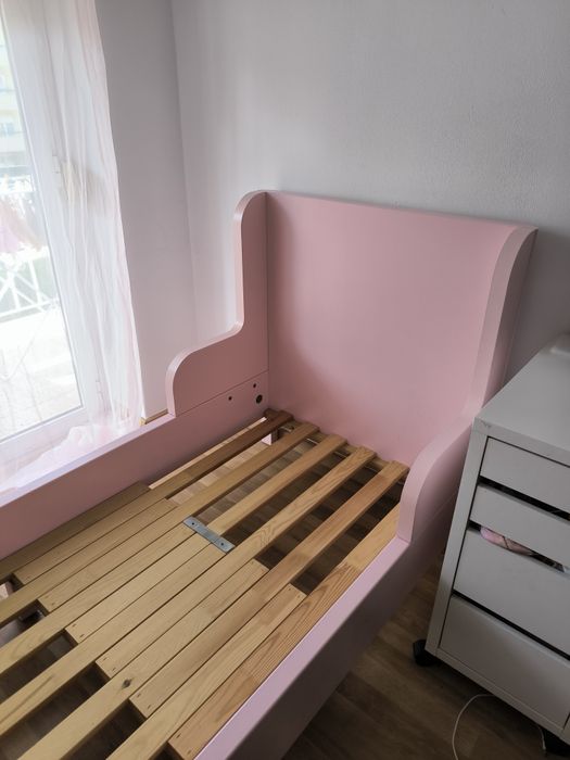 1 Cama IKEA Criança