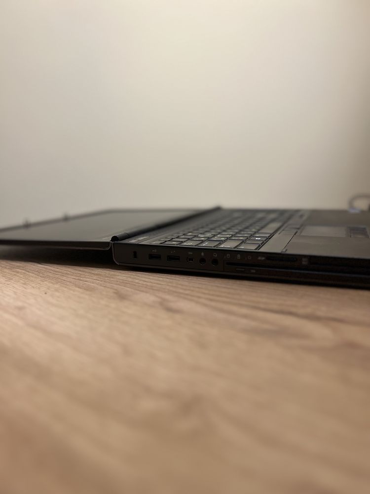 Dell Precision M4700 ноутбук