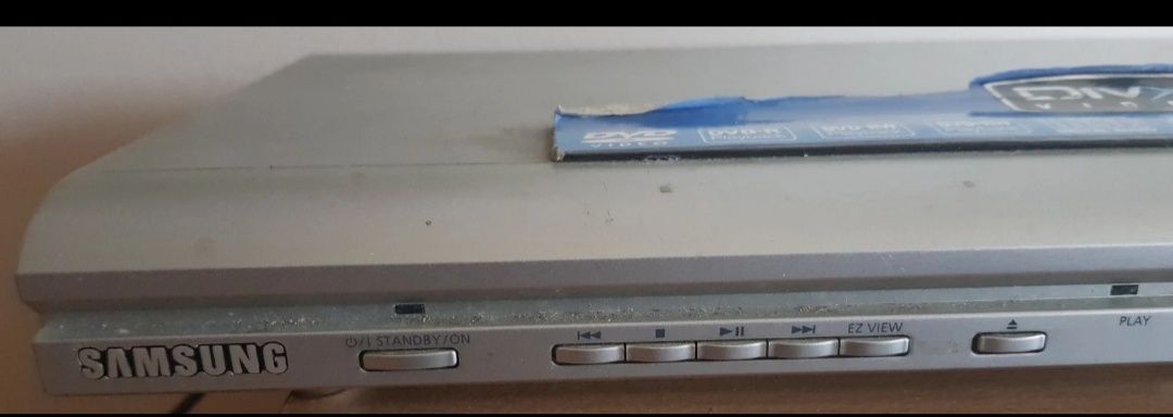 DVD samsung srebrne