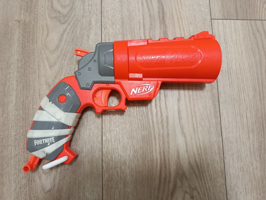 Бластер nerf Fortnite