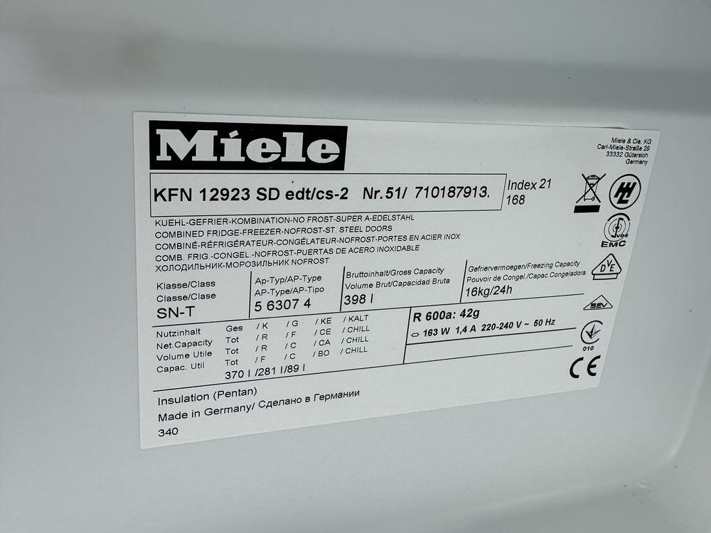 Холодильник Miele FN9752 i