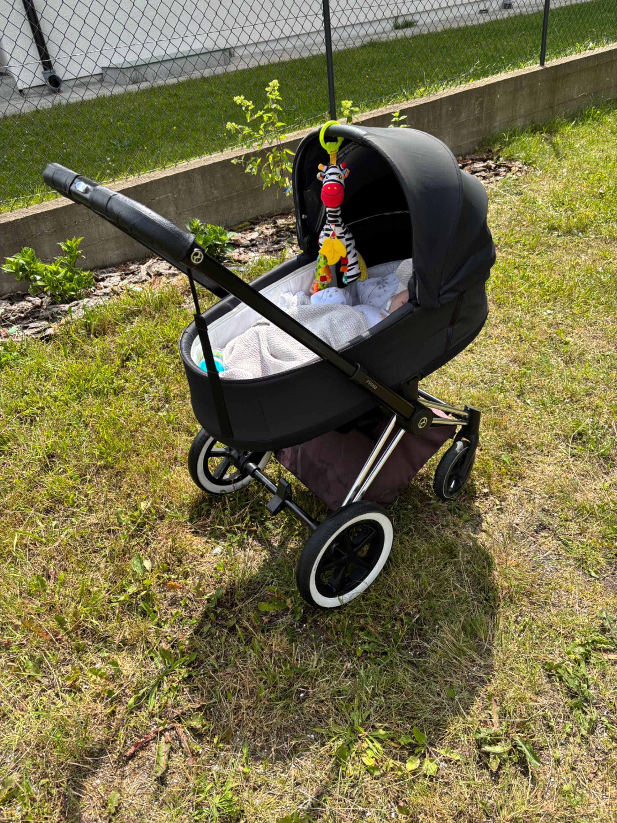 Cybex priam gondola plus stelaż