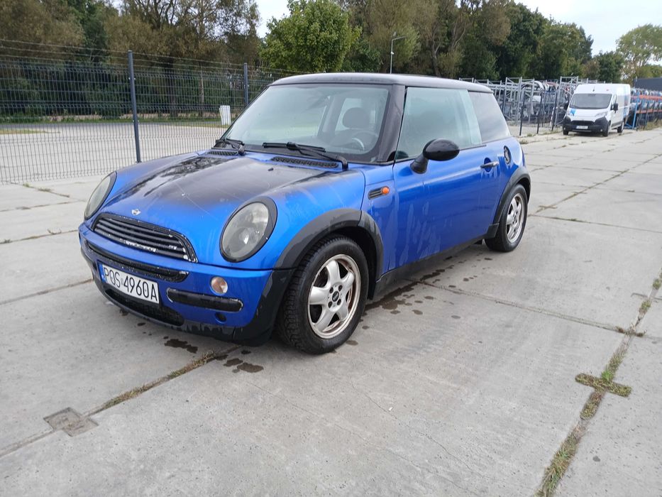 Mini Cooper 1,6 benzyna