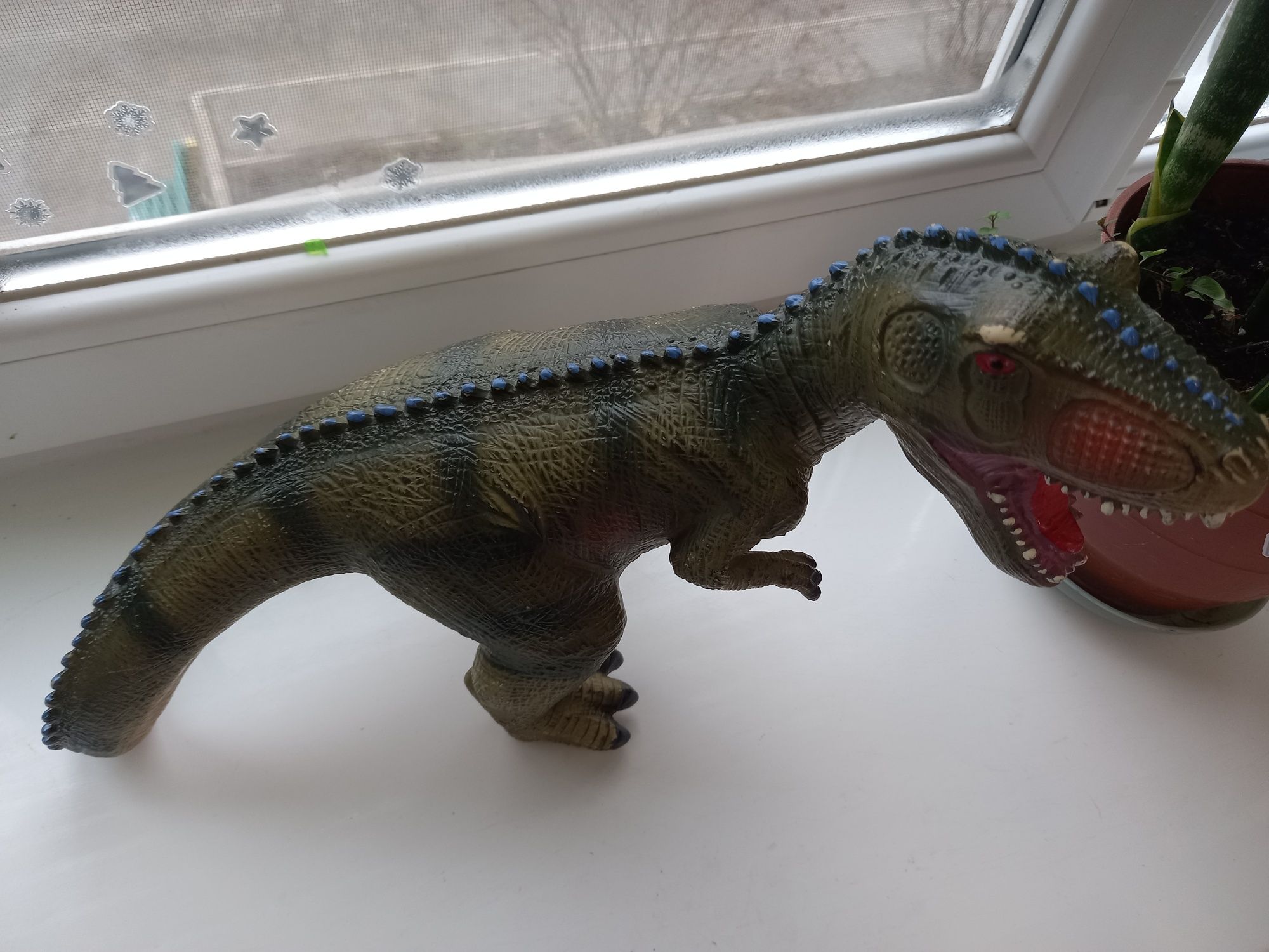 Іграшка динозавр . Теронозавр