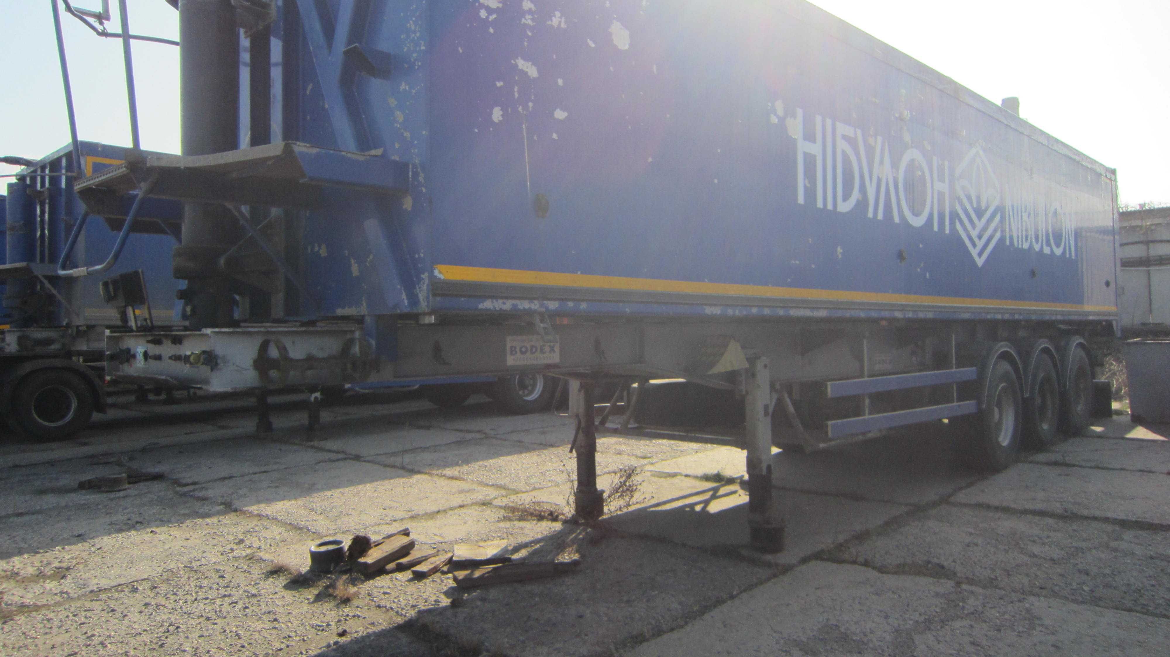 Полуприцеп алюмінієвий Bodex Kis 3WA 2010р.в. 50 м3 тара 7т