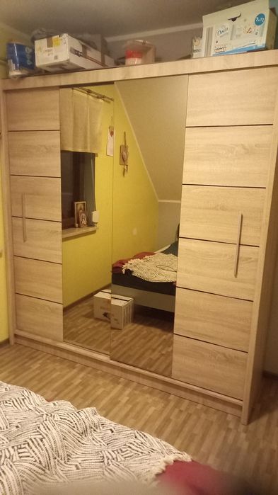 Szafa  do synialni 204 x 216 x60 dab sonoma drzwi przesuwne lustra