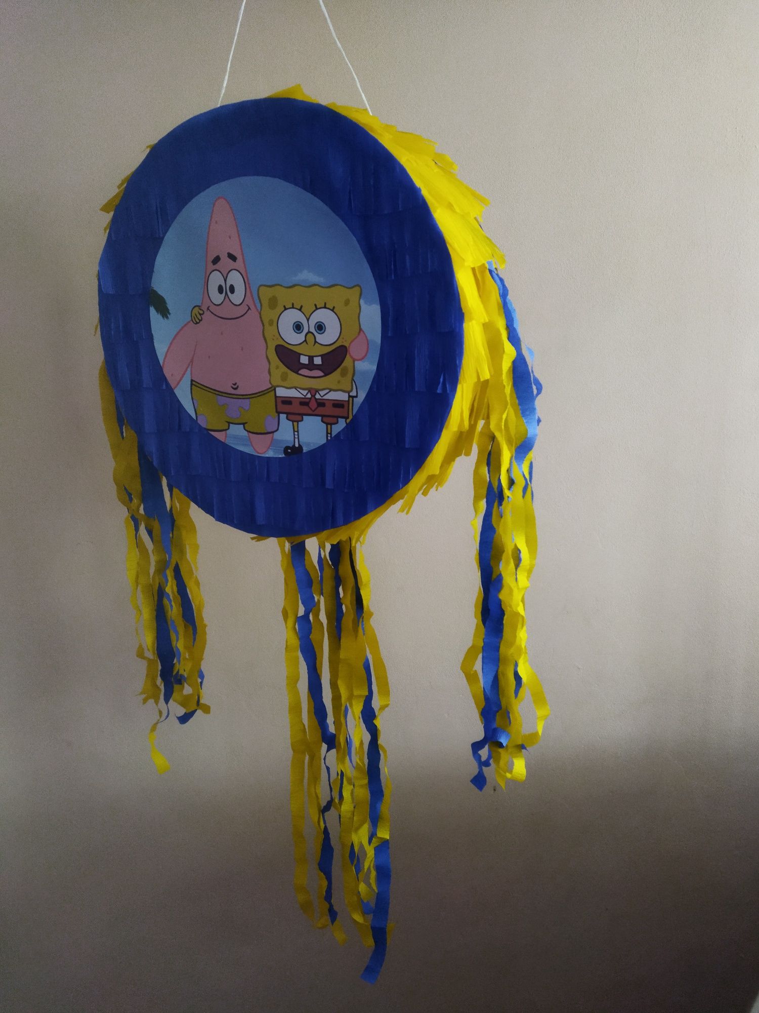 Zestaw urodzinowy piniata SpongeBob kij+imię