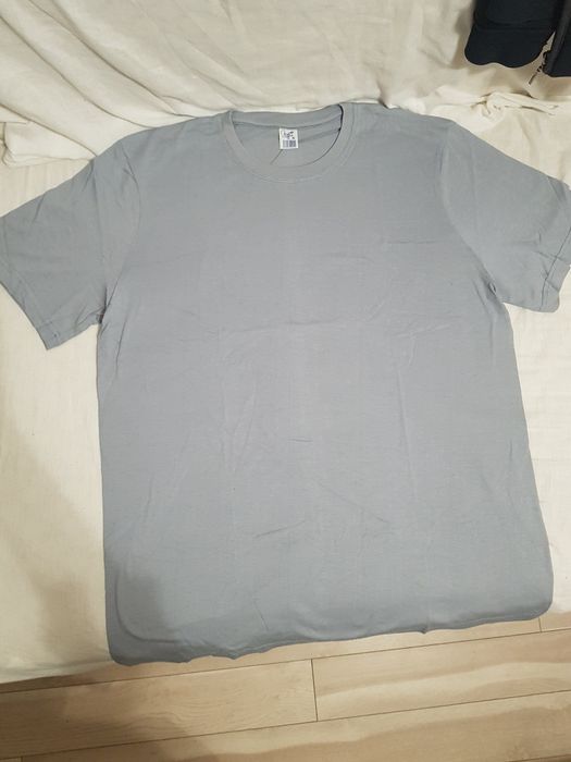 Футболка новая  коттон