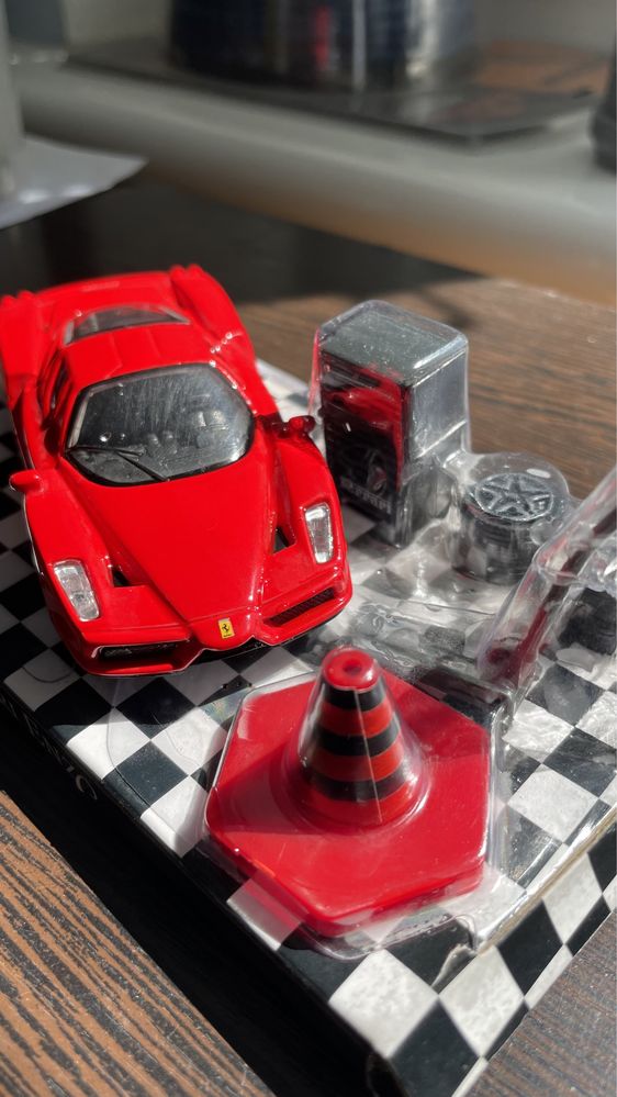 Ferrari Enzo гараж игровой набор