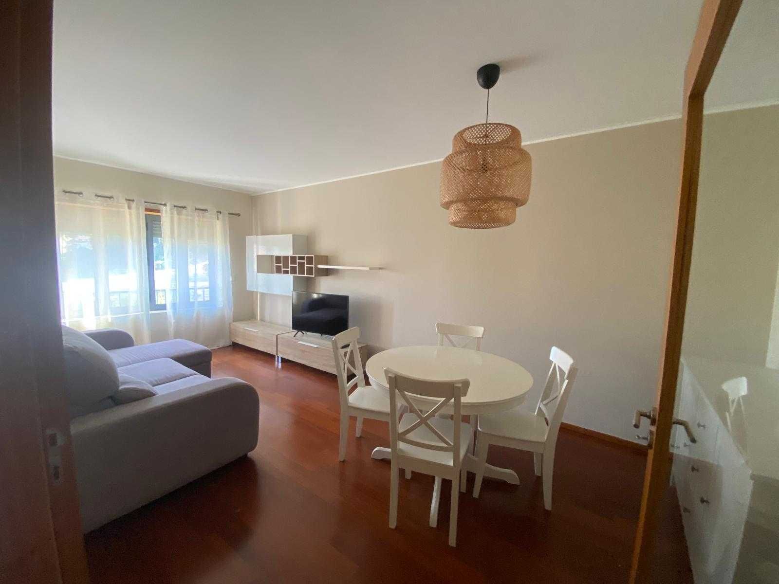 Apartamento T1 c/ L.Garagem