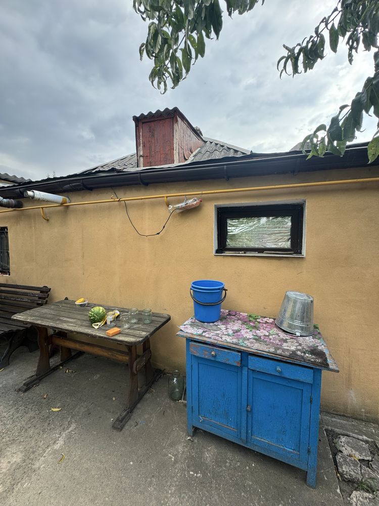 Продаж будинку вул. 26 червня
