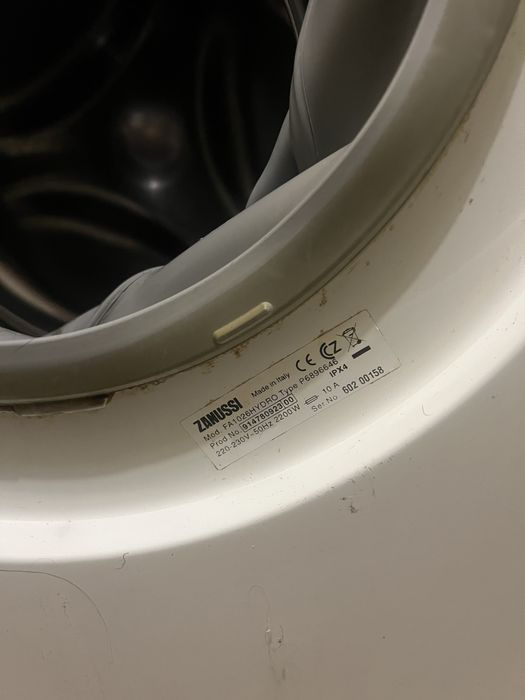 Вся пральна машинка на запчастини