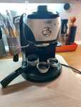Рожковая кофеварка Delonghi