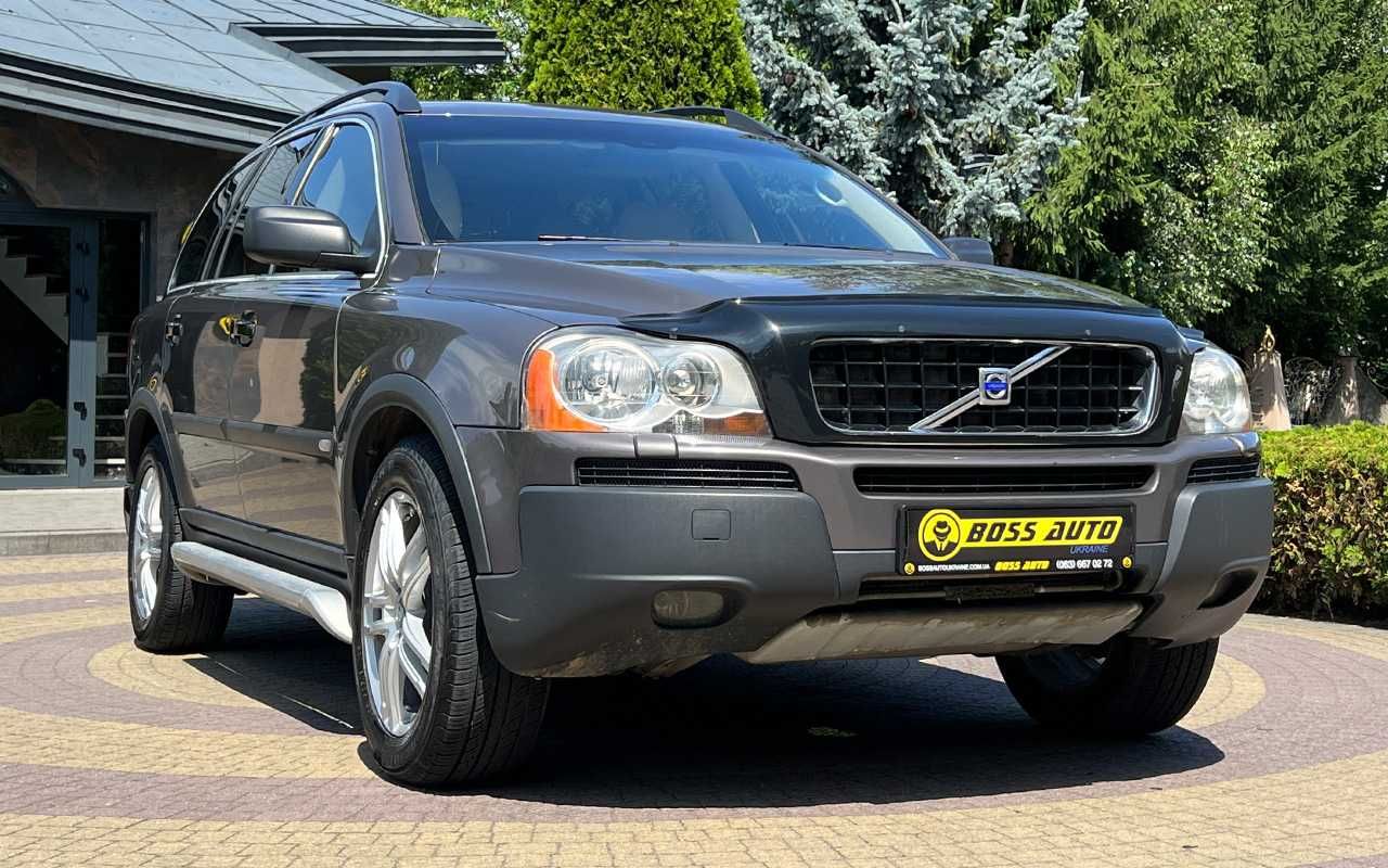 Volvo XC90  2005