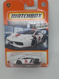 Lamborghini mattel Police matchbox resorak autko samochodzik