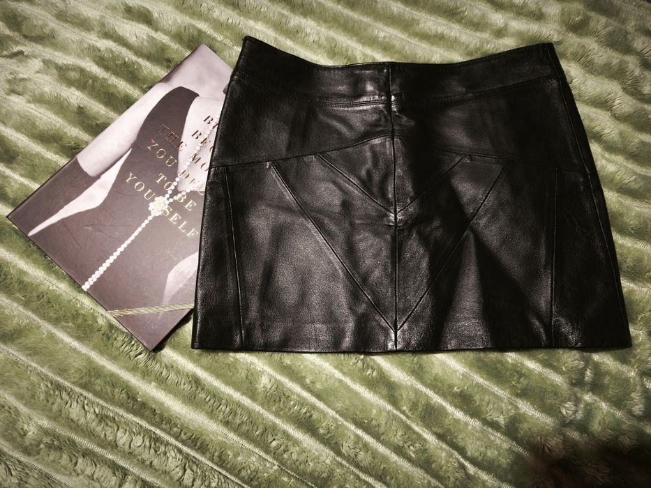 Шкіряна міні спідниця