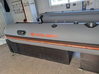 Човен надувний КМ-400 DSL / лодка моторная