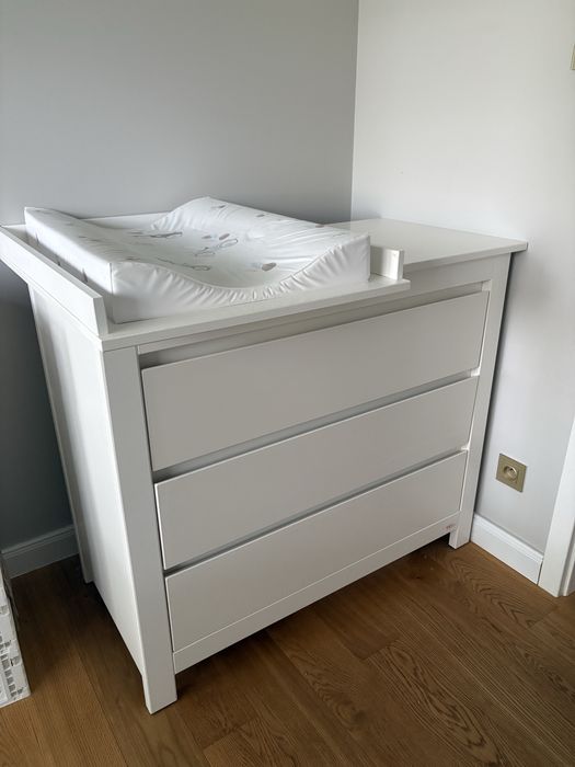 Komoda z przewijakiem drewniana Troll Loft