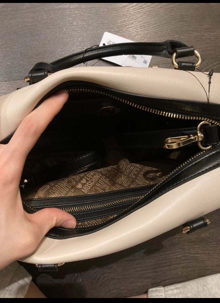Nowa torebka Moschino z metką