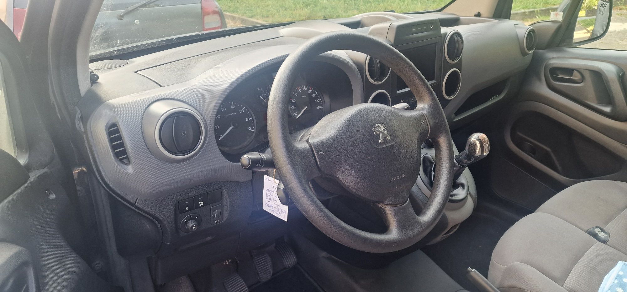 Vendo peugeot partner