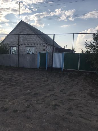 Продам дом в Беловодске