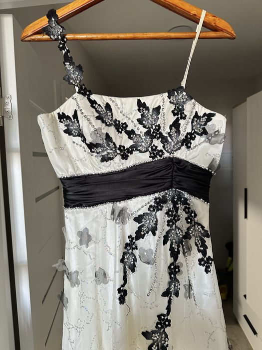 Сукня вечірня святкова бальна весільна