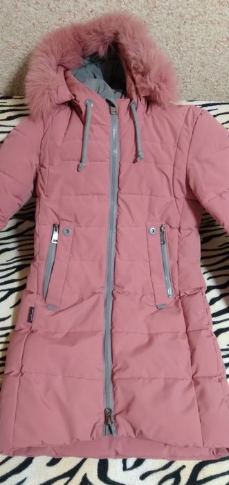 Куртка зимова ( зима ) на дівчинку ( 8-12 років залежно від дитини)