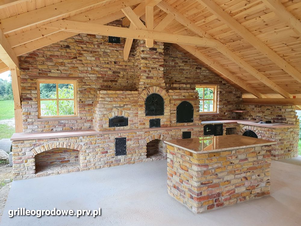 Kuchnia letnia grill wedzarnia fajerki piec chlebowy piaskowiec