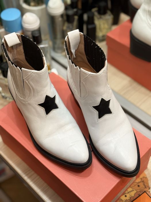 Козаки estro кожа казаки