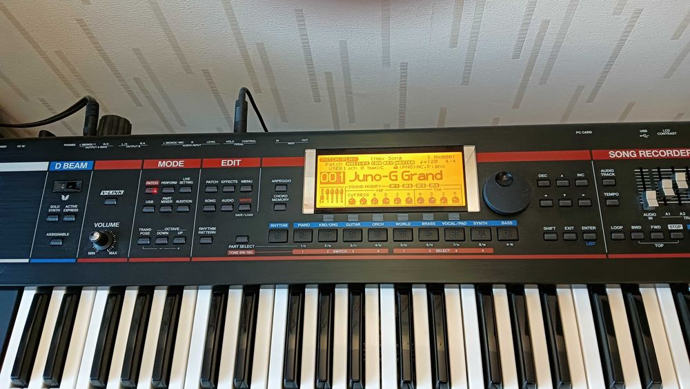 Roland Juno G stan perfekcyjny