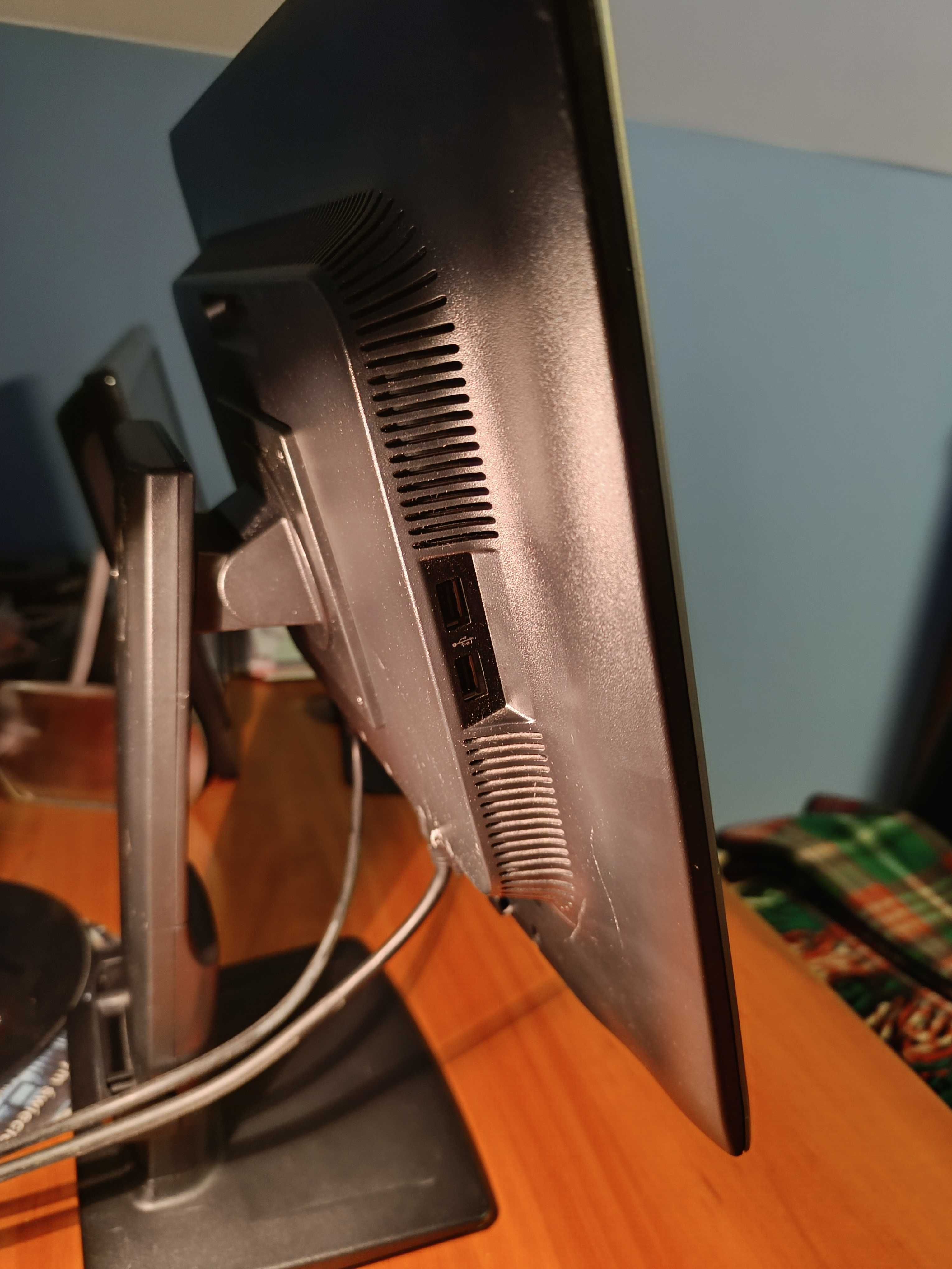 Monitor HP EliteDisplay E190i 19" , Wydajny i Tani
