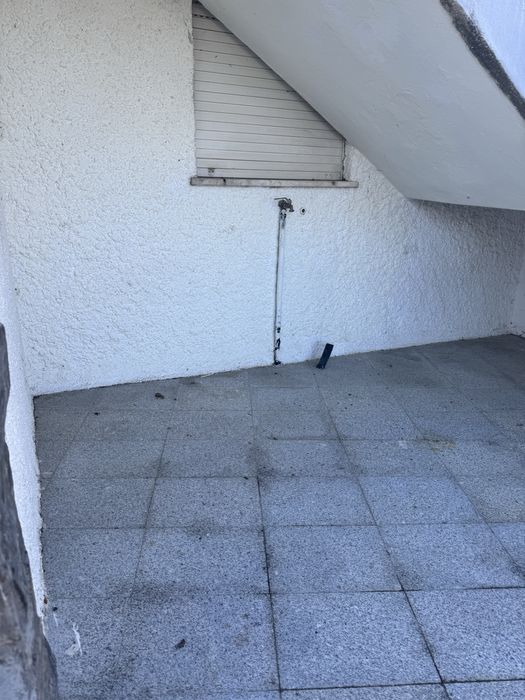 Apartamento T2 em zona sossegada e tranquila