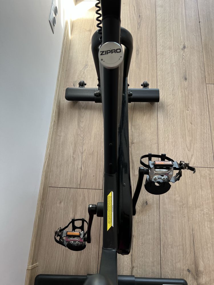 Rowerek stacjinarny Rower stacjonarny Zipro Holo 2 Mechaniczny