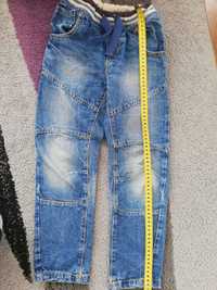 Jeans r 122 chłopięce